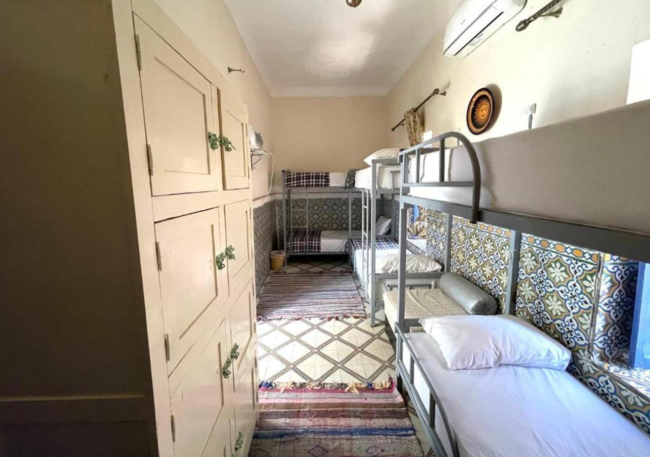 Hostel Sun *